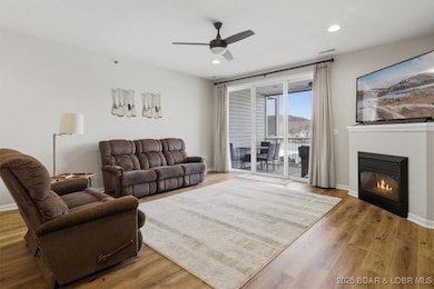 748 Pershing Dr unit 1B, Camdenton, MO 65020 - photo 5