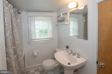 115 Gladstone Rd, Lansdowne, PA 19050 - photo 5