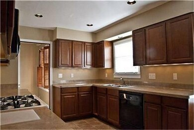 737 W 42nd St, Houston, TX 77018 - photo 5