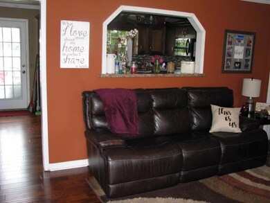 515 Philpot Rd, Bell Buckle, TN 37020 - photo 2