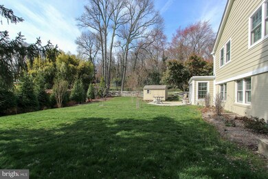1505 Wake Forest Dr, Alexandria, VA 22307 - photo 2