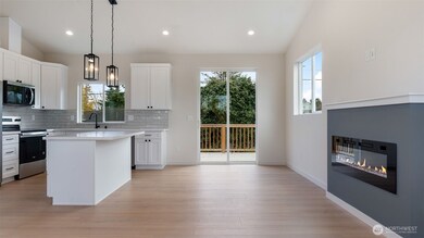 3205 19th St, Everett, WA 98201 - photo 7