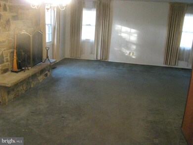 4906 Riverton Ln, Bowie, MD 20715 - photo 6