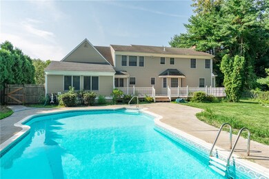 29 Arrowhead Way, Warwick, RI 02886 - photo 6