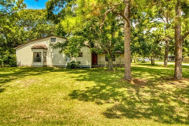 13102 Colony Rd, Needville, TX 77461 - photo 5