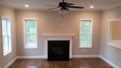 11 Tucker Hill Rd, Uxbridge, MA 01569 - photo 6