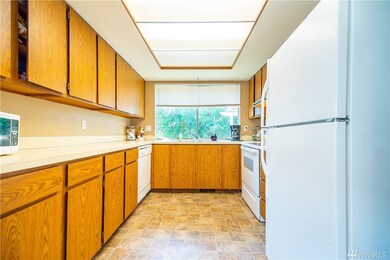 1300 Easthills Terrace, East Wenatchee, WA 98802 - photo 2