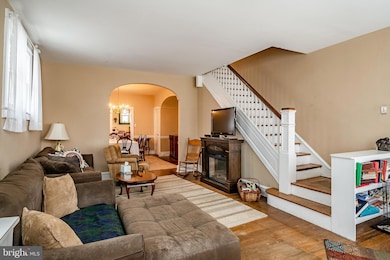 426 W Freedley St, Norristown, PA 19401 - photo 4