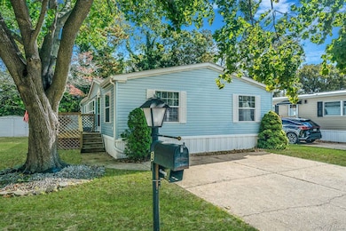3 Betsy Ross Dr, Bohemia, NY 11716 - photo 5