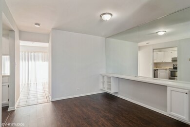 1726 S Washington St unit 1726, Naperville, IL 60565 - photo 7