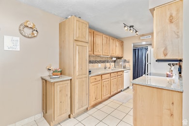 20 W Lester Ave unit 24, Murray, UT 84107 - photo 4