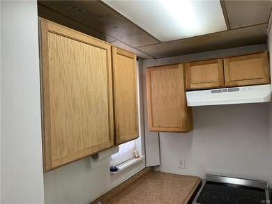 1002 S 6th St unit 1, Allentown, PA 18103 - photo 5