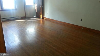 50 Independence St unit 3C, Berkeley Springs, WV 25411 - photo 4