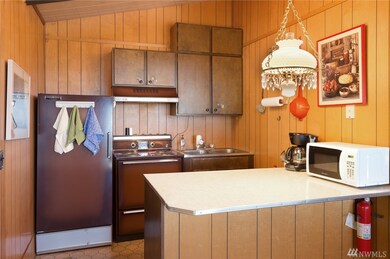 21449 Starbird Rd, Mount Vernon, WA 98274 - photo 7