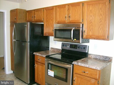 500 Chapel Ct, Walkersville, MD 21793 - photo 2