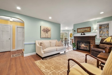 25 Jennings Rd, Waltham, MA 02451 - photo 5