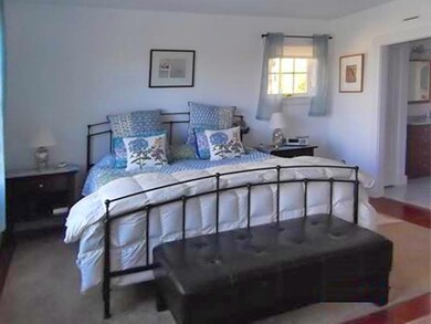 Bedroom 1280