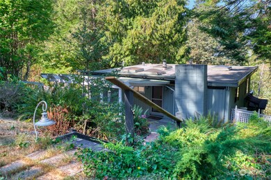 1788 Cliff Rd, Point Roberts, WA 98281 - photo 2