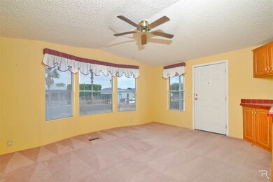 13833 E 47th Dr, Yuma, AZ 85367 - photo 4