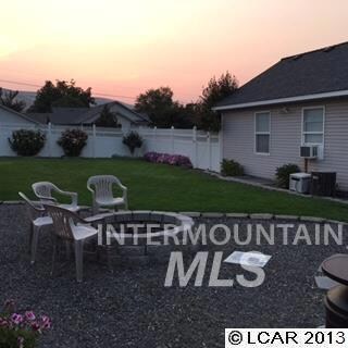 1108 1st St, Asotin, WA 99402 - photo 4