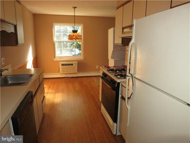 Lafayette Greene Condominium unit B250, Lafayette Hill, PA 19444 - photo 6