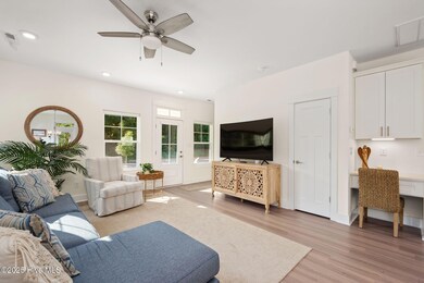 7-web-or-mls-104A-Living-V4