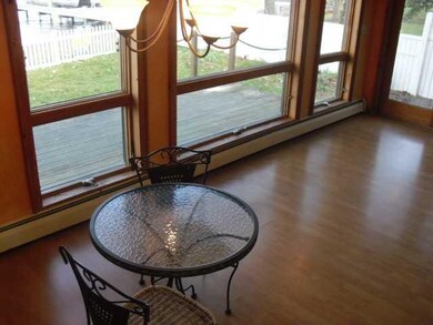 Exterior Front lakeside dinding area = year round 