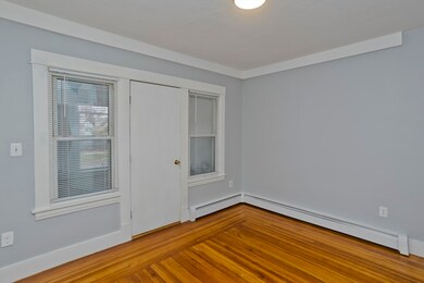 298 Oakland St, Springfield, MA 01108 - photo 6