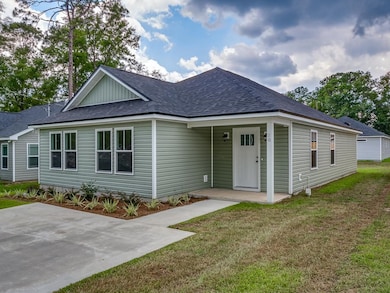 21 Klickitat Dr, Crawfordville, FL 32327 - photo 2