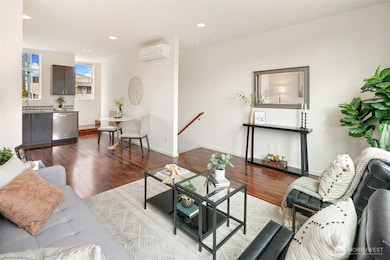 14308 Midvale Ave N, Seattle, WA 98133 - photo 6