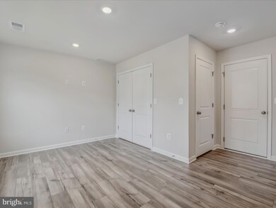 177 Swan Field Ave, Ranson, WV - photo 3