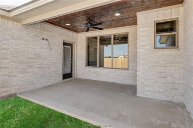 Covered Back Porch.
