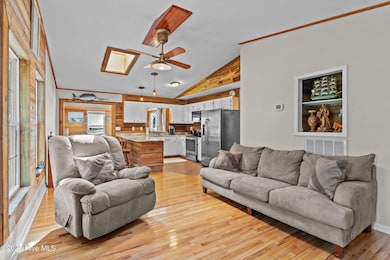 211 NE 55th St, Oak Island, NC 28465 - photo 5