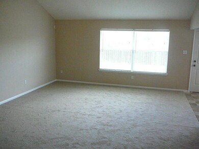 7810 Spring Fern Ln, Houston, TX 77040 - photo 6