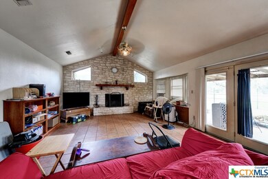 722 Thousand Oaks Loop, San Marcos, TX 78666 - photo 4