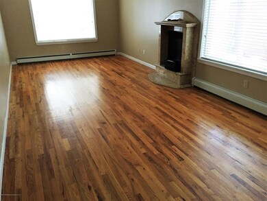 20 Buel Ave unit B, Staten Island, NY 10304 - photo 4