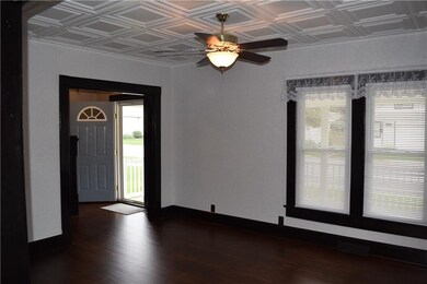 306 Wabash St, Plainfield, IN 46168 - photo 2