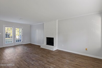 1017 Foscue Dr, Jacksonville, NC 28540 - photo 5