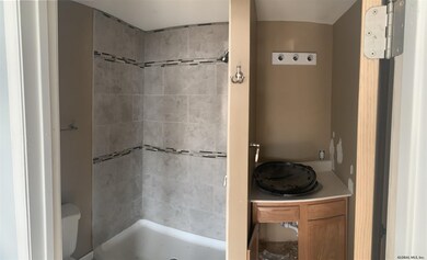 269 Elm St unit 1, Albany, NY 12202 - photo 7