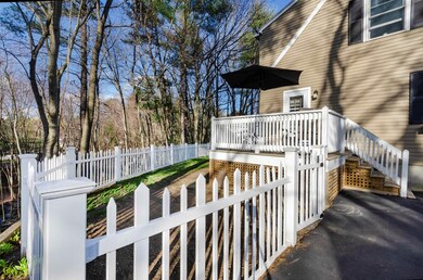 29 Hazel Ave, Nashua, NH 03062 - photo 6