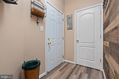 9712 Handerson Place unit 104, Manassas Park, VA 20111 - photo 2