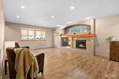 27708 Ridge Way, Stanwood, WA 98292 - photo 4