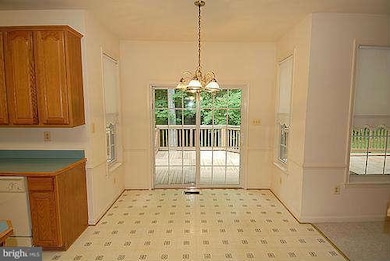 8080 Settle Ct, Waldorf, MD 20603 - photo 7