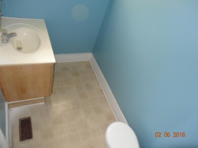 121 Quigley #2 listing 027