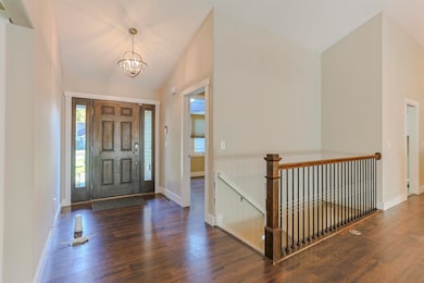 4627 Pier Ct, South Bend, IN 46628 - photo 2