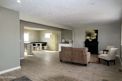 14718 Mortenson St, Williston, ND 58801 - photo 4