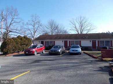 321 Calvert St, Chestertown, MD 21620 - photo 3