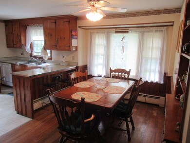 547 Pleasant St, Franklin, MA 02038 - photo 7