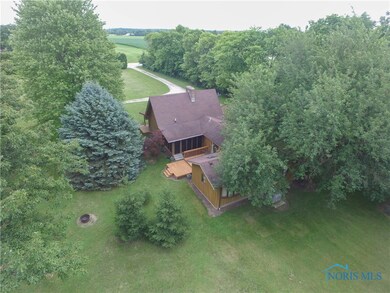 19505 Fostoria Rd, Pemberville, OH 43450 - photo 2