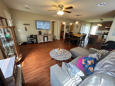 515 S Lee Ave, Tahlequah, OK 74464 - photo 5